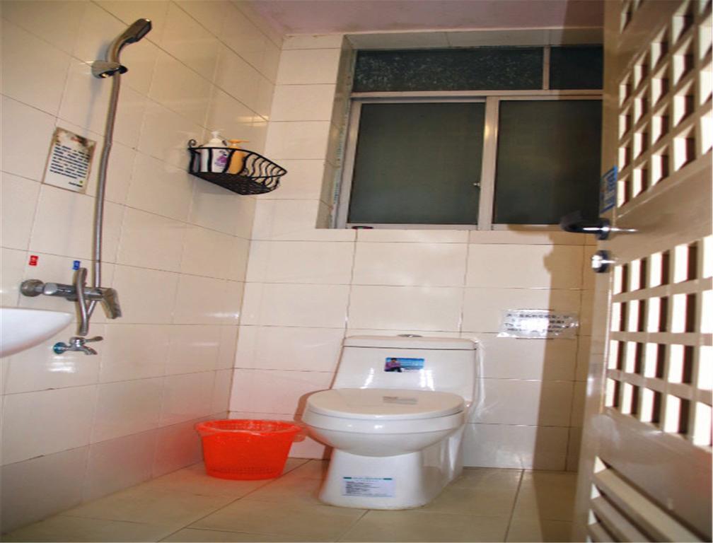 En Attendant Godot Youth Hostel Яншо Экстерьер фото