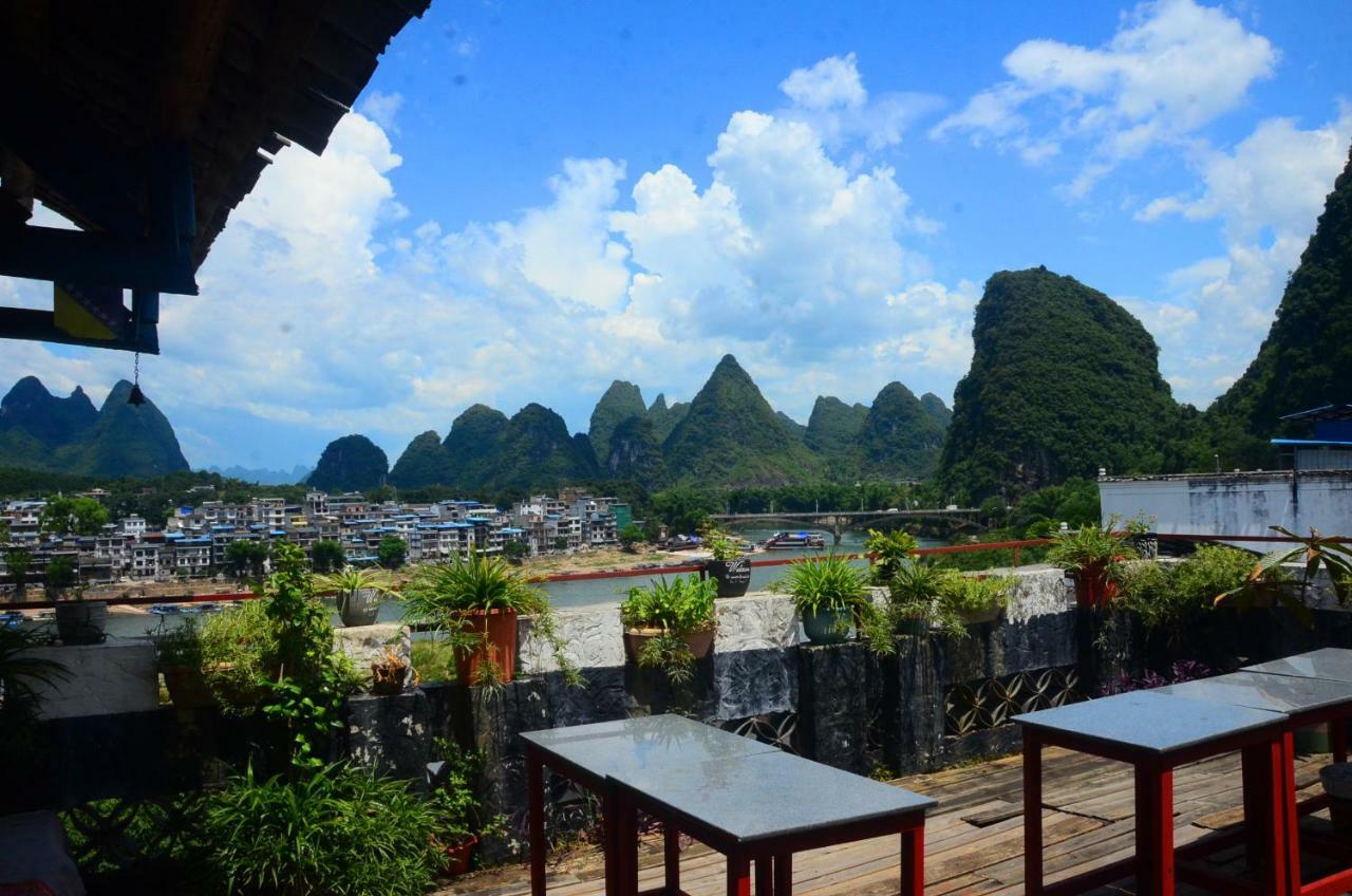 En Attendant Godot Youth Hostel Яншо Экстерьер фото