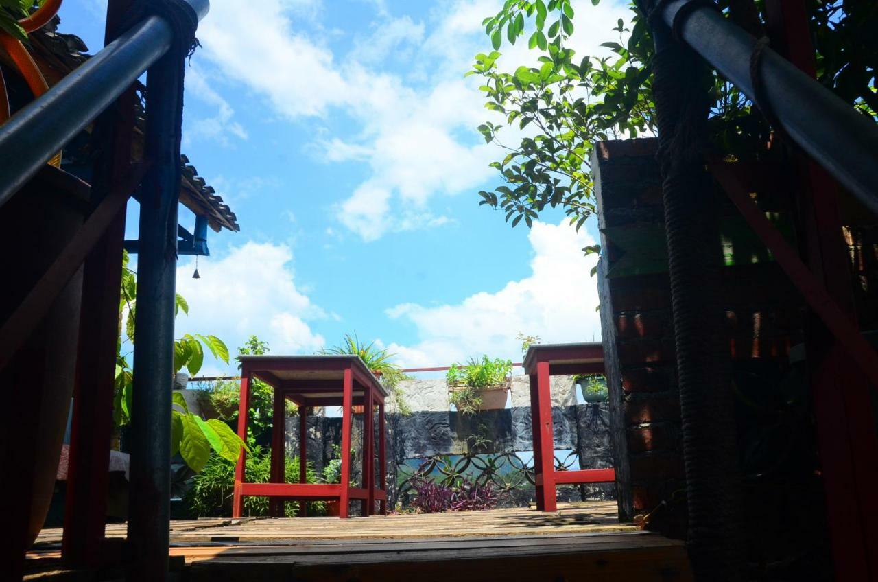 En Attendant Godot Youth Hostel Яншо Экстерьер фото